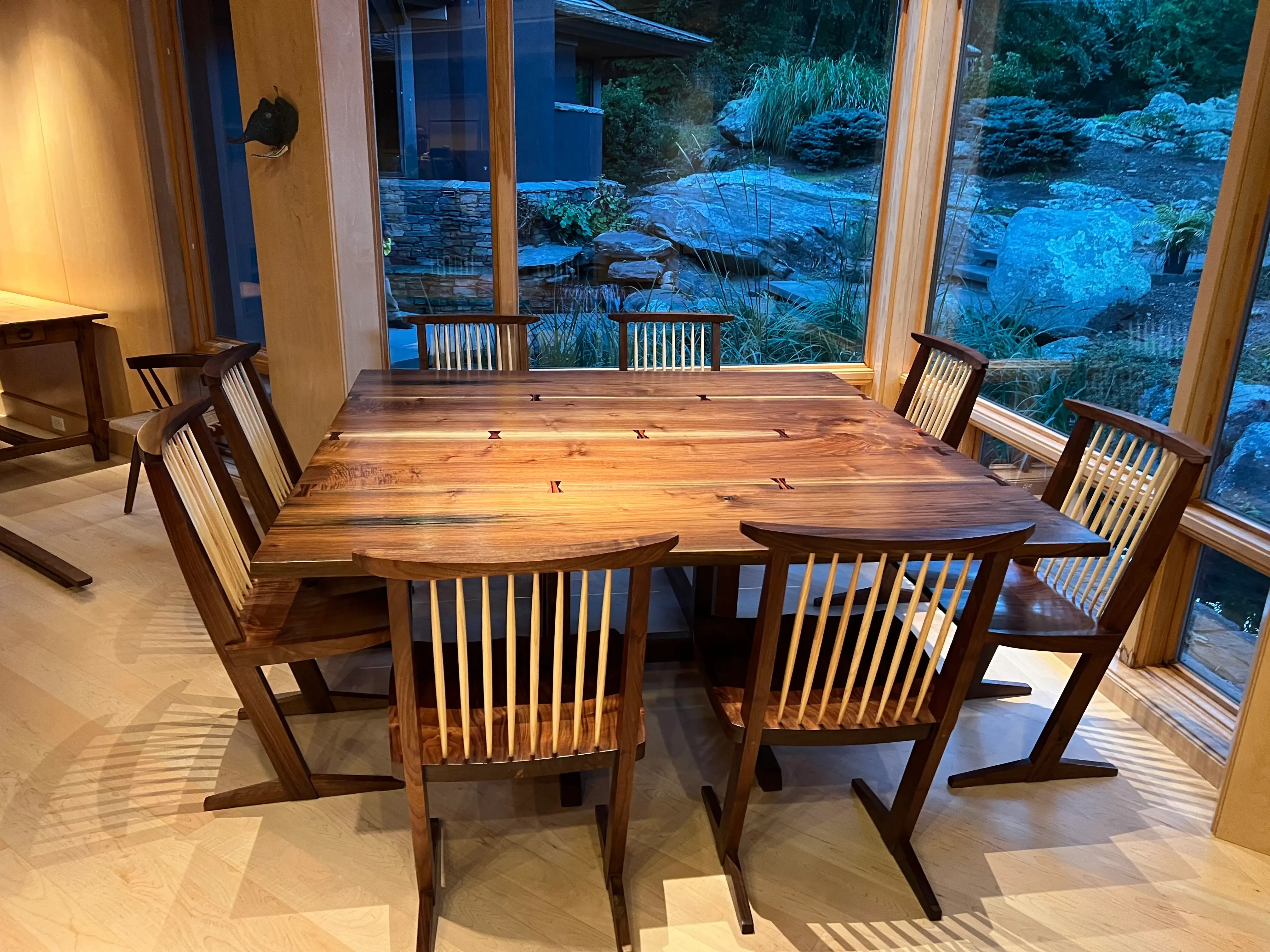 cove-dining-table-carousel-2