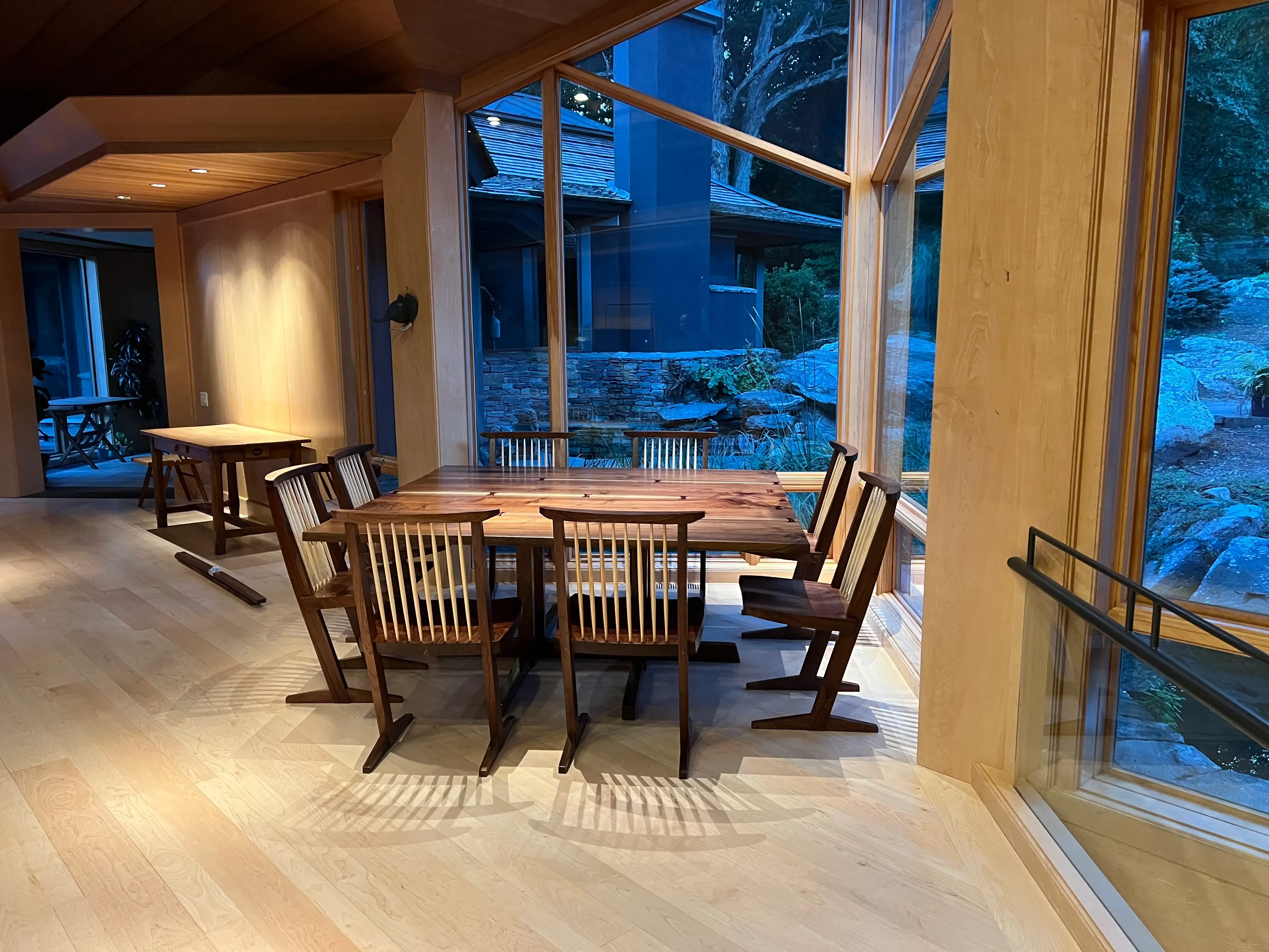 cove-dining-table-carousel-3