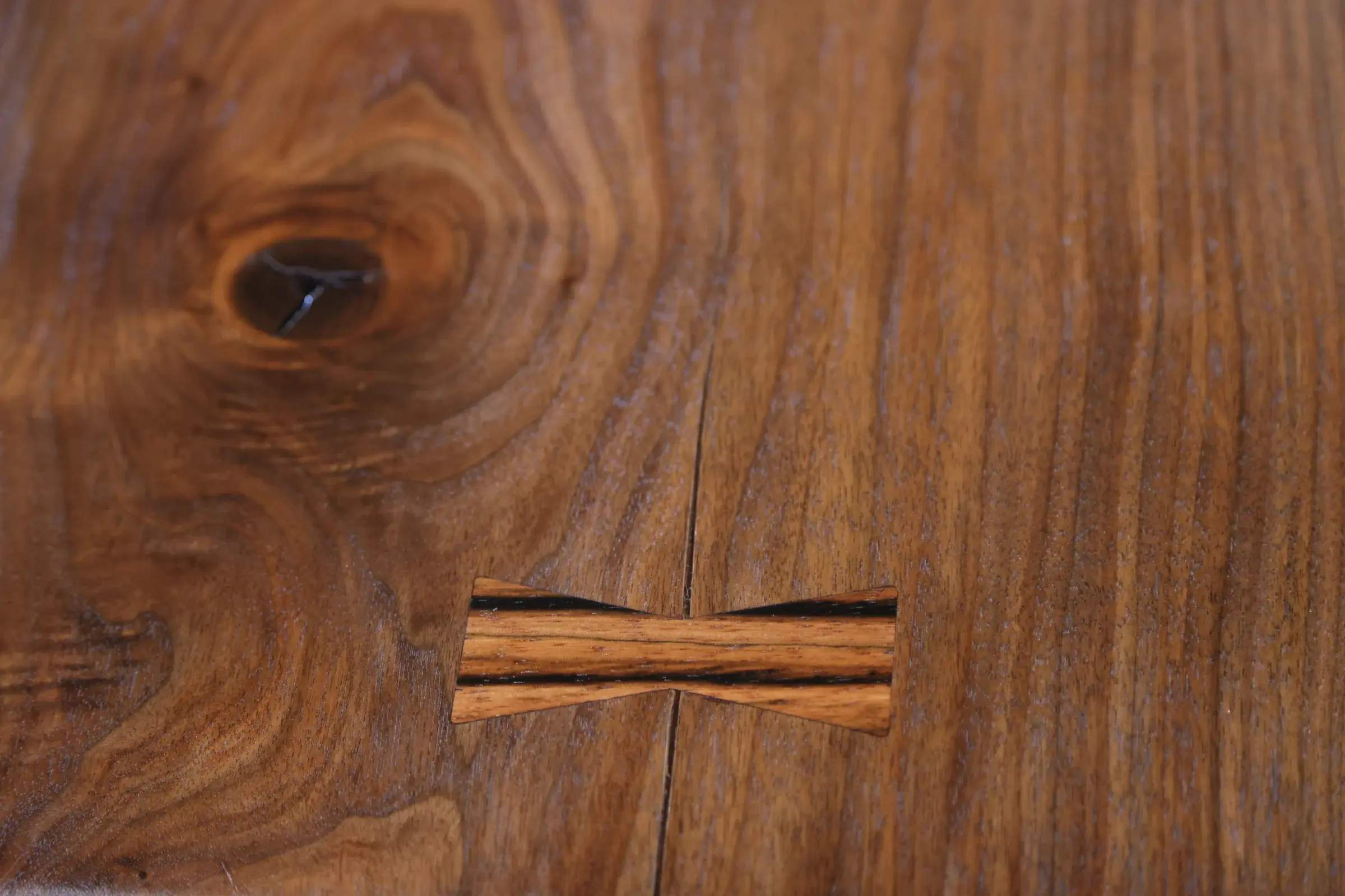 cove-dining-table-carousel-6